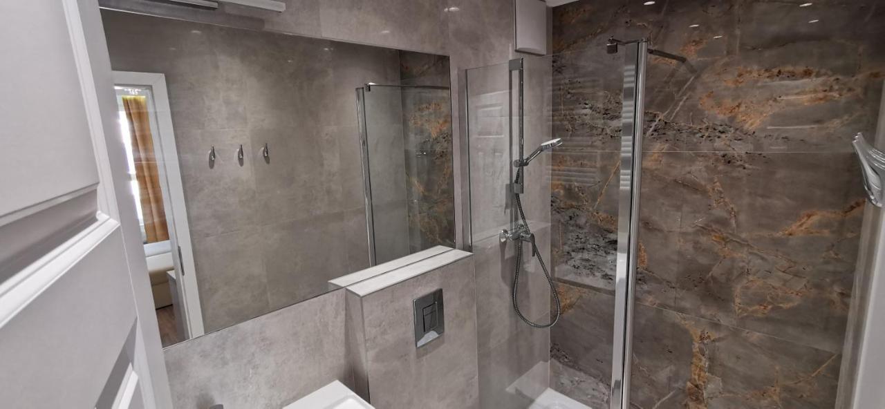 Wow Flou Przystan Letnica Apartamenty 700M Plaza Gdansk Dış mekan fotoğraf